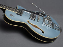 Load image into Gallery viewer, Duesenberg Starplayer TV Catalina Avalon Blue
